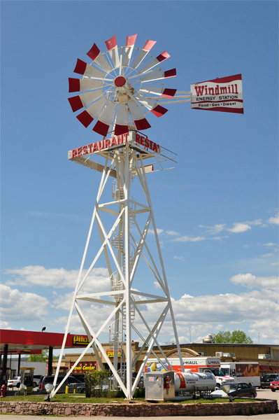 windmill outside of Marlins Restaurant